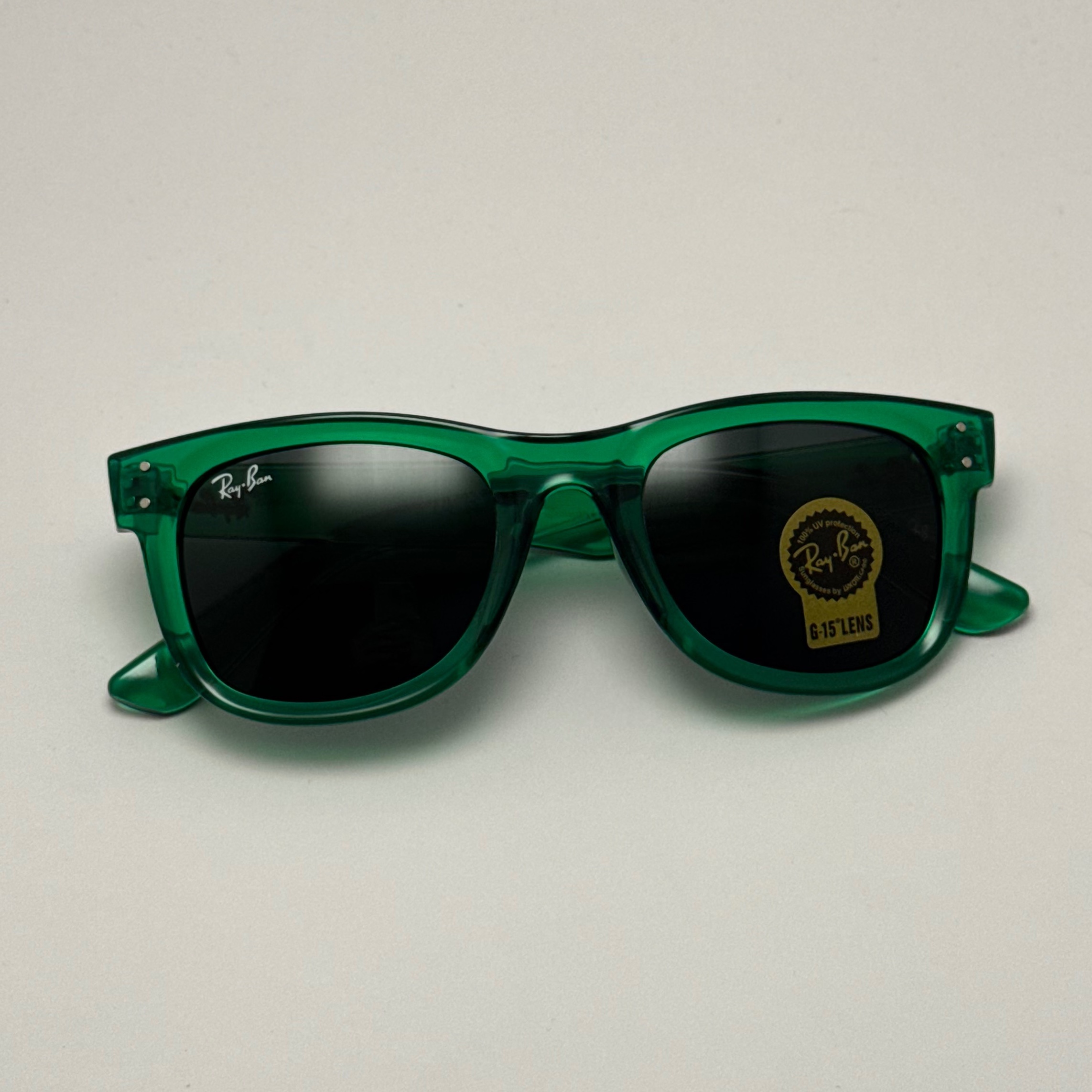 عینک آفتابی ریبن ویفرر شیشه سنگ سبز به همراه پک کامل ریبن Rayban WAYFARER RB 0502S
