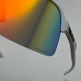عینک آفتابی اسپرت اوکلی OAKLEY مدل SUTRO فریم سفید عدسی آتیشی