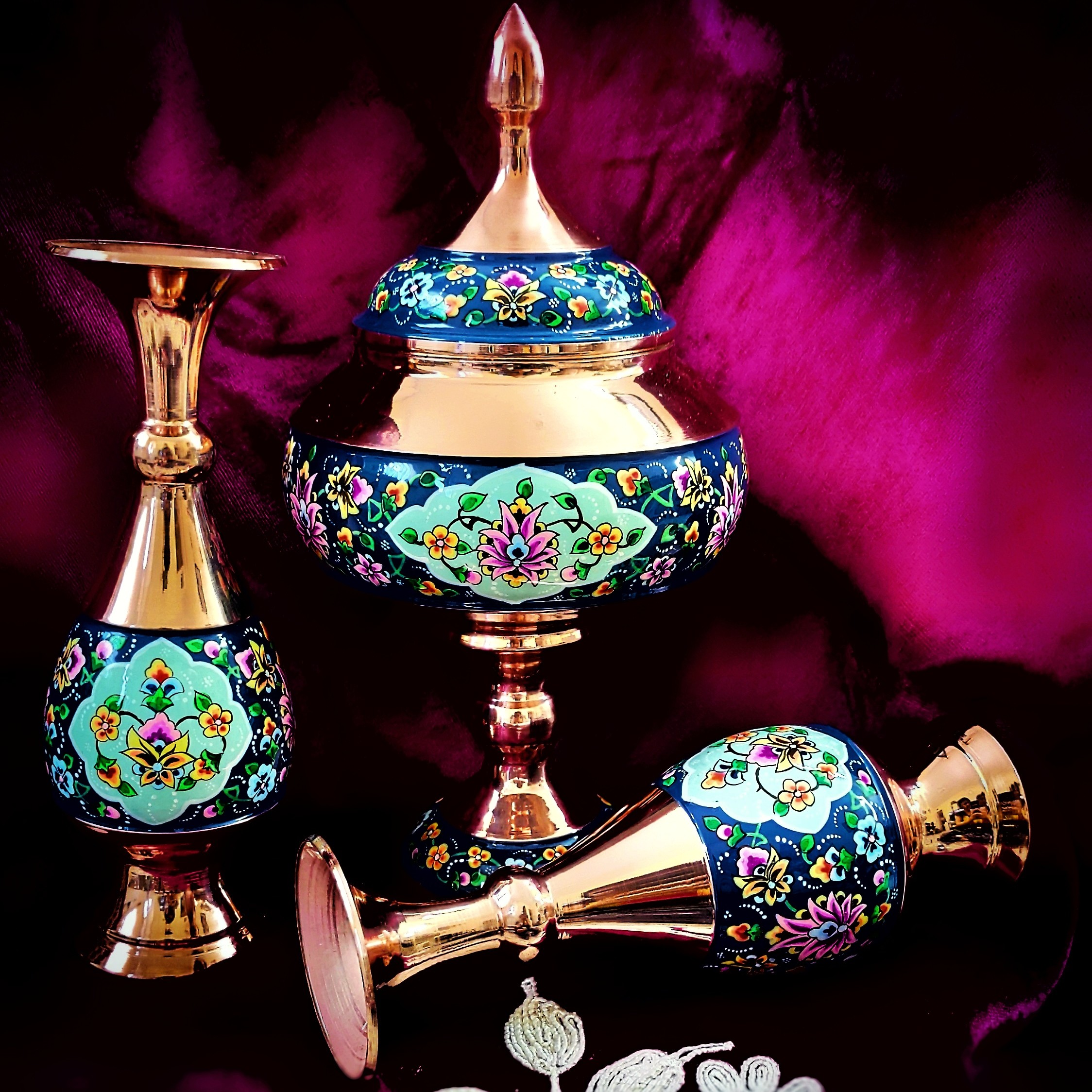 ست گلدان 20 و شکلات خوری 27 مس و پرداز