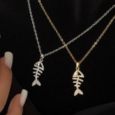گردنبند زنانه طرح پاکت نامه و ونکلیف رنگ کاملا ثابت کد zmc (پس کرایه)