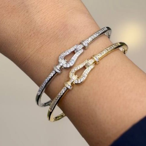 دستبند زنانه طرح اینفینیتی نگین کاری شده فری سایز freesize رنگ ثابت کد zgy (پس کرایه)