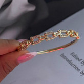 دستبند النگویی نگین دار زنانه طرح کارتیه Cartier فری سایز freesize رنگ ثابت کد sm (پس کرایه)