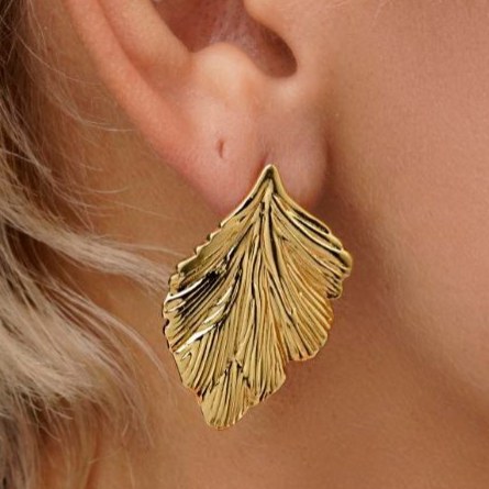 گوشواره طرح حلزون آبکاری نقره در تنوع طرح های فانتزی رنگ کاملا ثابت کد bn (پس کرایه)