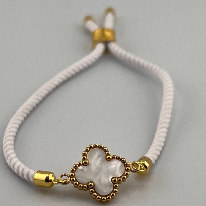 دستبند قفل و پلاک استیل زنانه طرح ونکلیف Vancleef آسانسوری رنگ ثابت کد ki (پس کرایه)