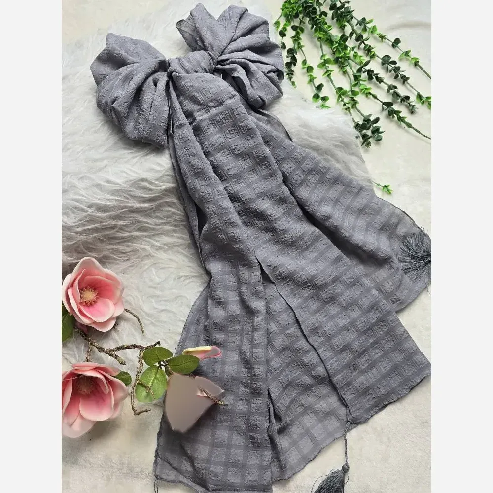شال نخی حریر طرحدار زنانه مدل مهلقا ابعاد 180 در 75 سانتیمتر