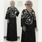 ماکسی مجلسی زنانه مدل فانوس جنس کرپ دالقیچ مشکی با خرجکار نگین و مروارید