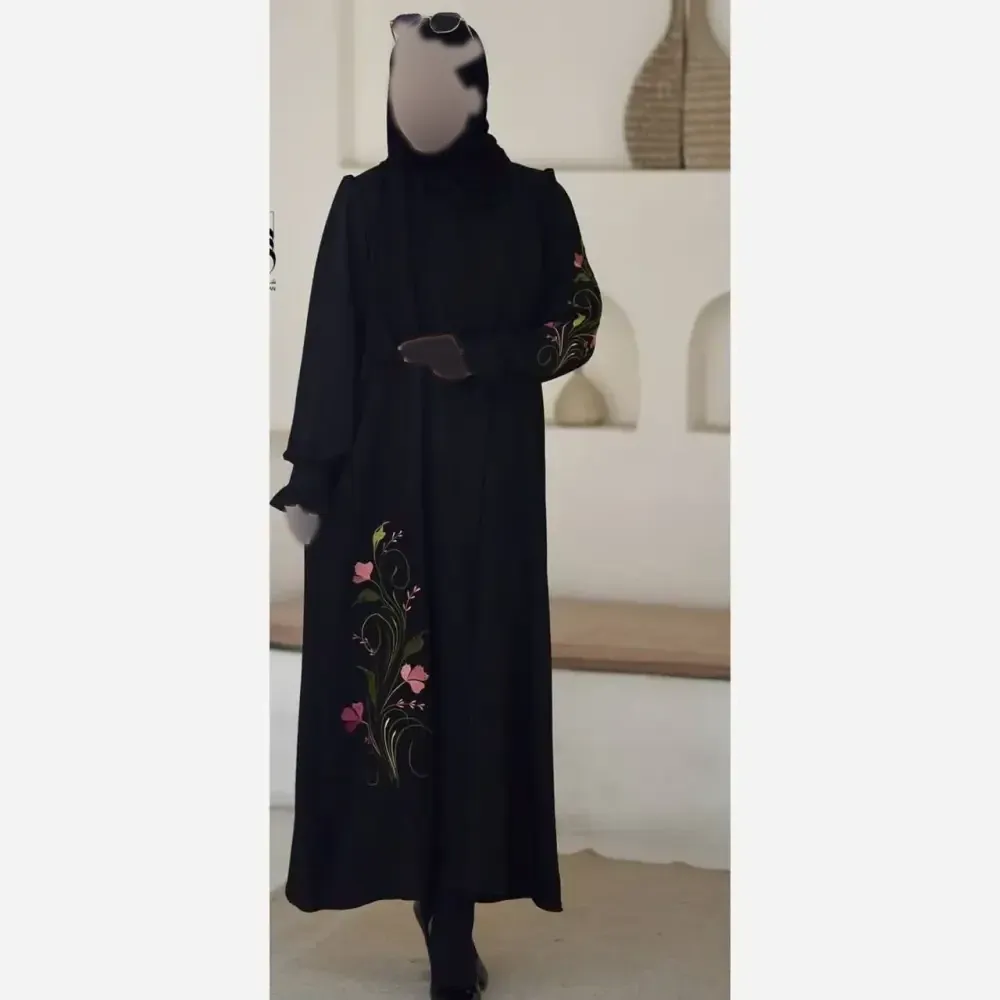 عبا زنانه مدل فرشته جنس الیزه گلدوزی شده رنگ مشکی