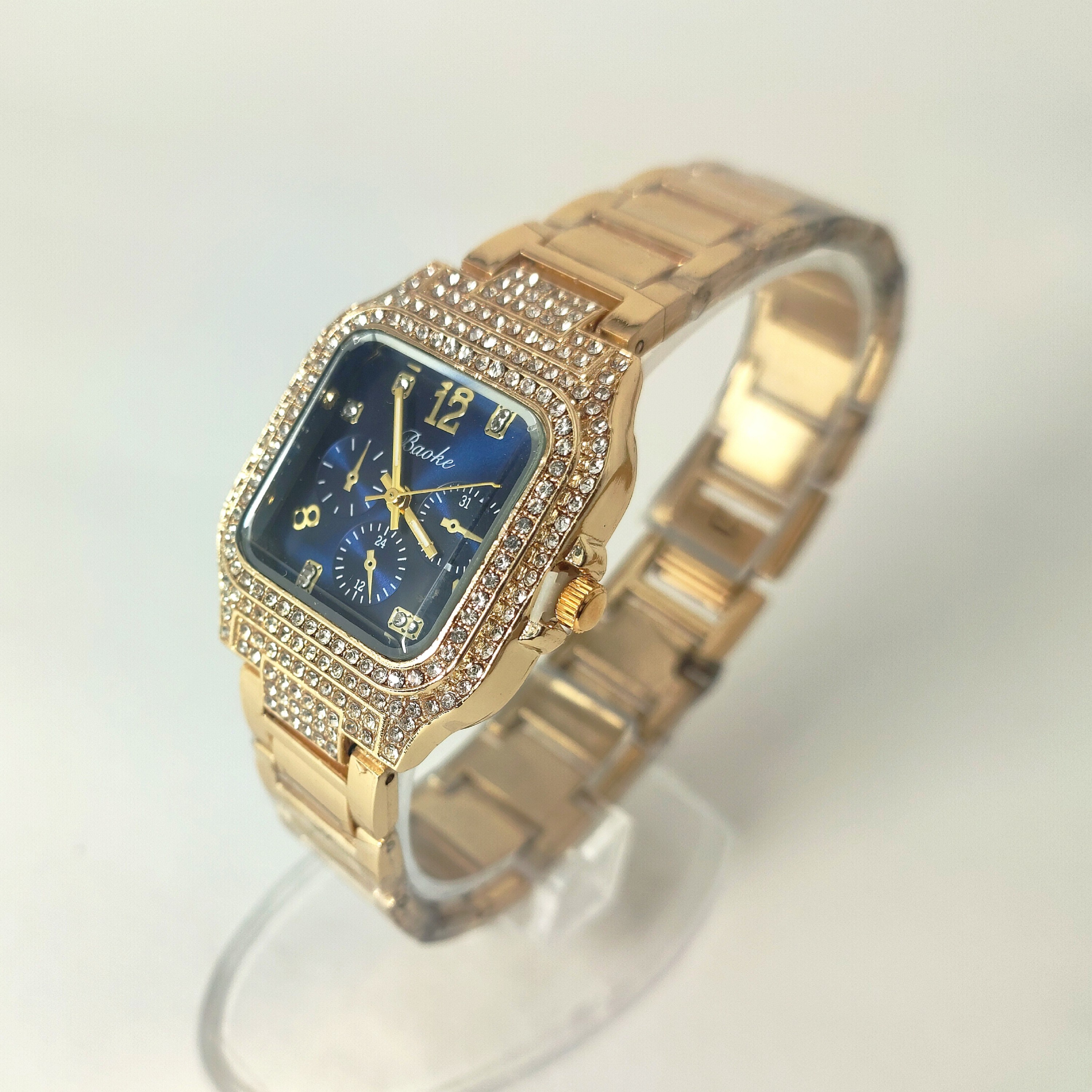 ساعت زنانه عقربه ای ساعت مچی زنانه دخترانه طلایی طرح سه موتوره