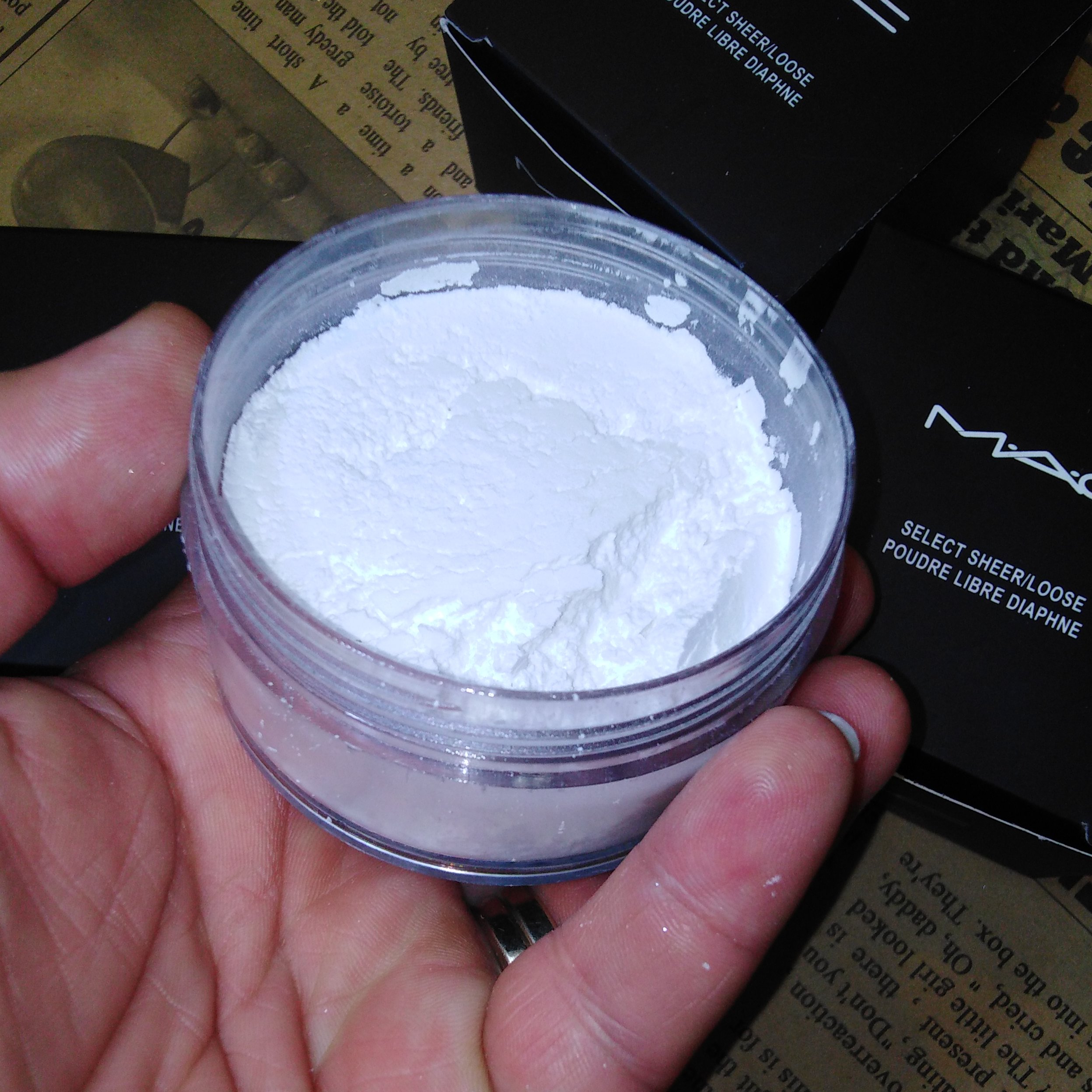 پودر فیکساتور سفید Fixing Powder بیرنگ پودر بیک