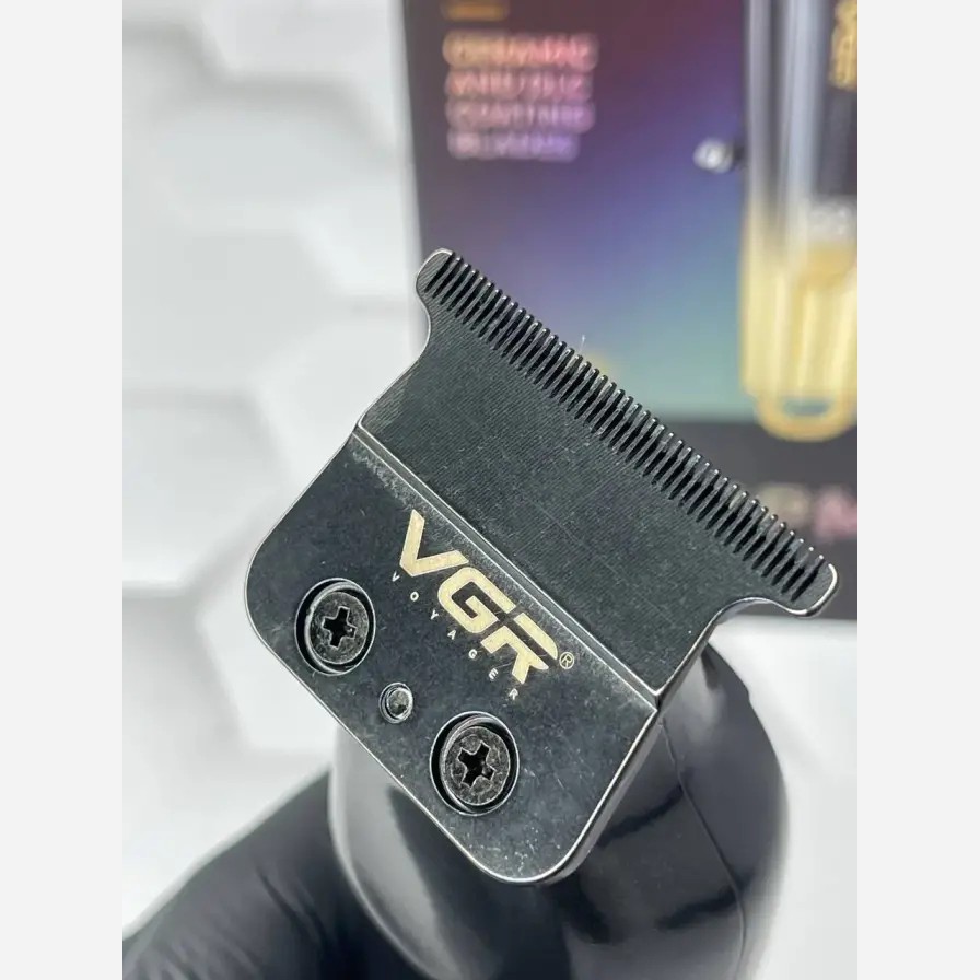 ماشین اصلاح صفر زن خط زن وی جی آر مدل VGR V-935