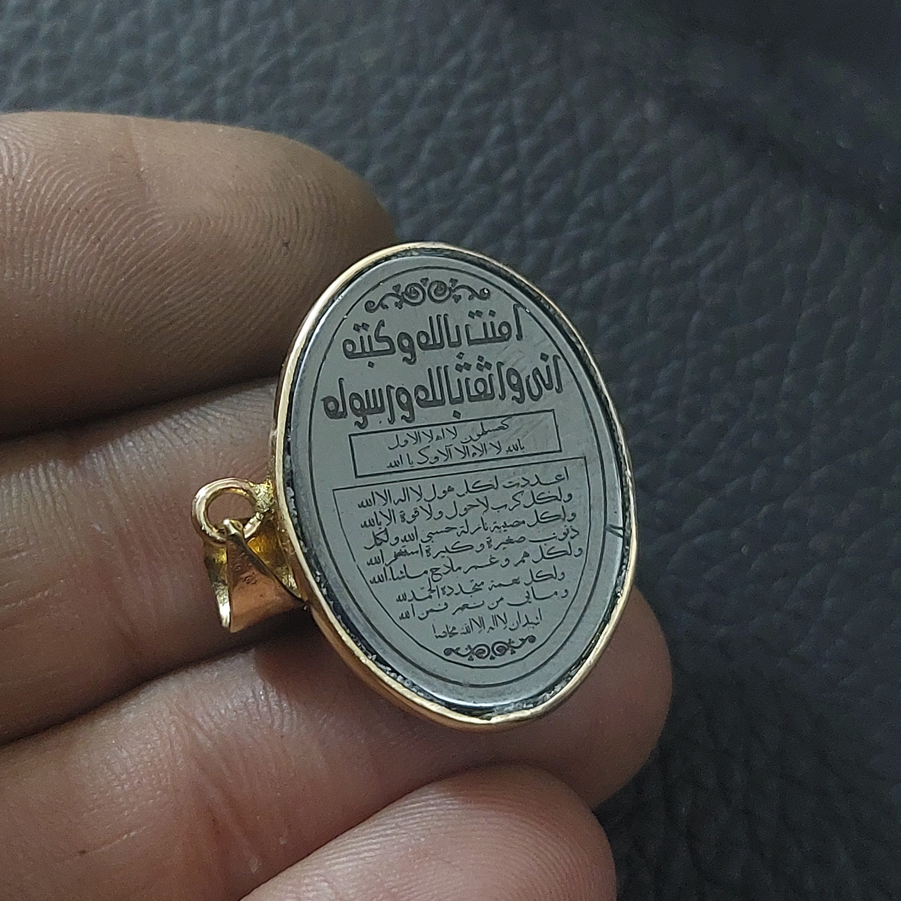 گردنبند طلاروس حدید مشکی هفت جلاله