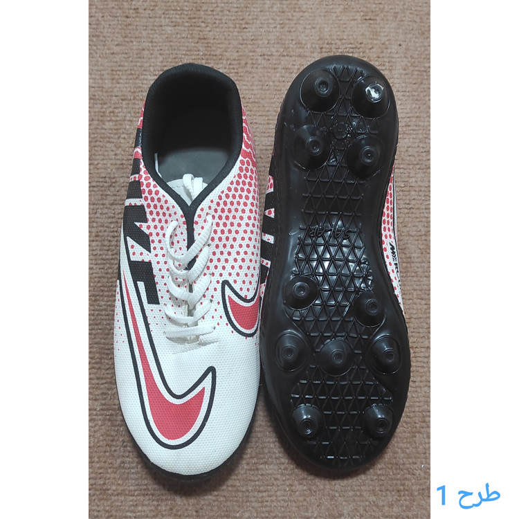 کفش استوک فوتبال اعلا مارک Nike سایز 44