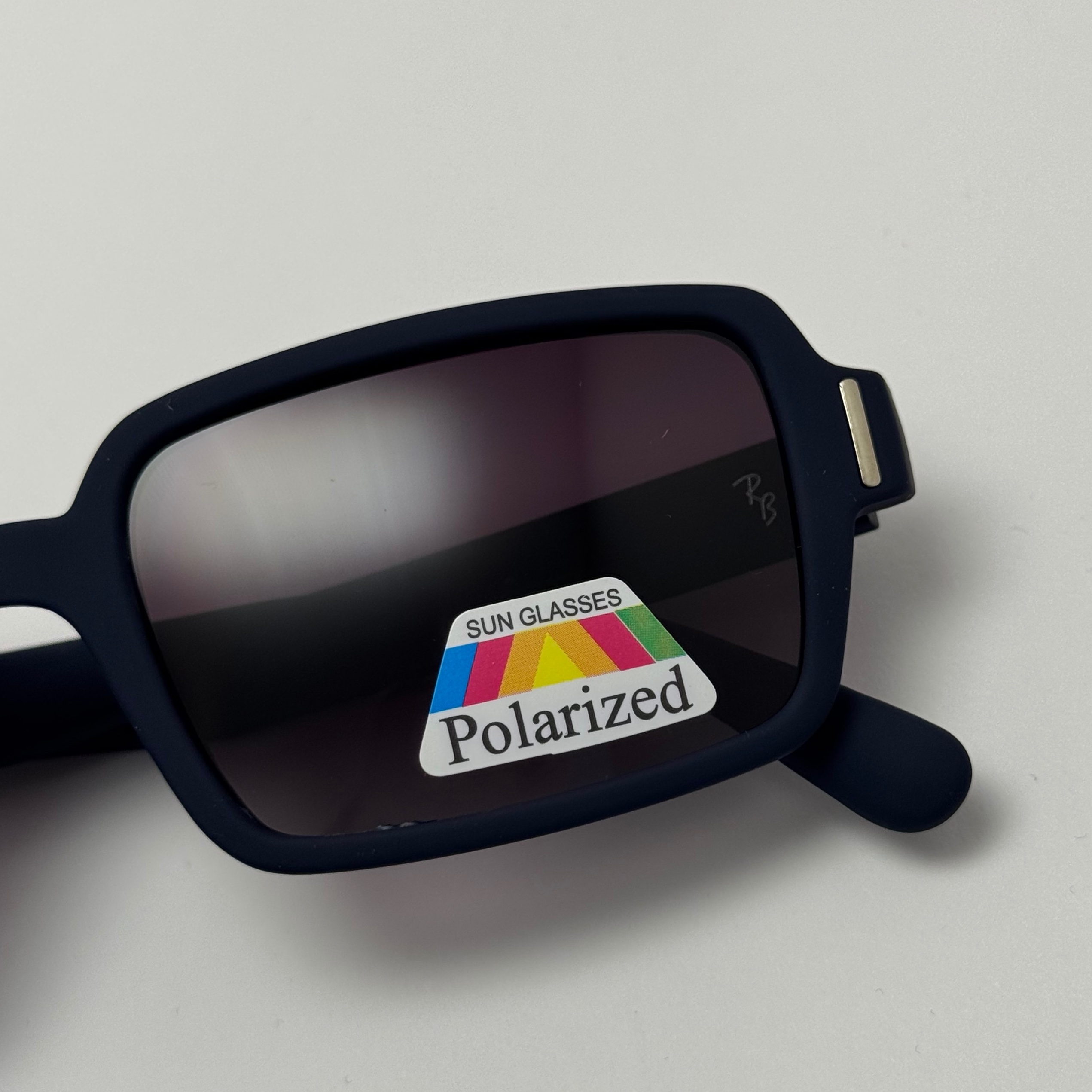 عینک آفتابی پلاریزه ریبن مستطیلی آبی پر رنگ کد rayban RB 2201 (ارسال رایگان)